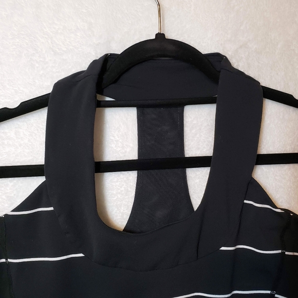 Lululemon Racerback Exercise Top Size 34 Medium - Picture 6 of 6